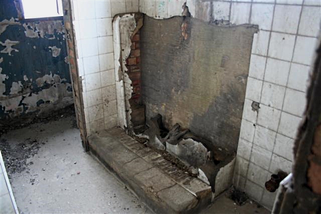 Urinal